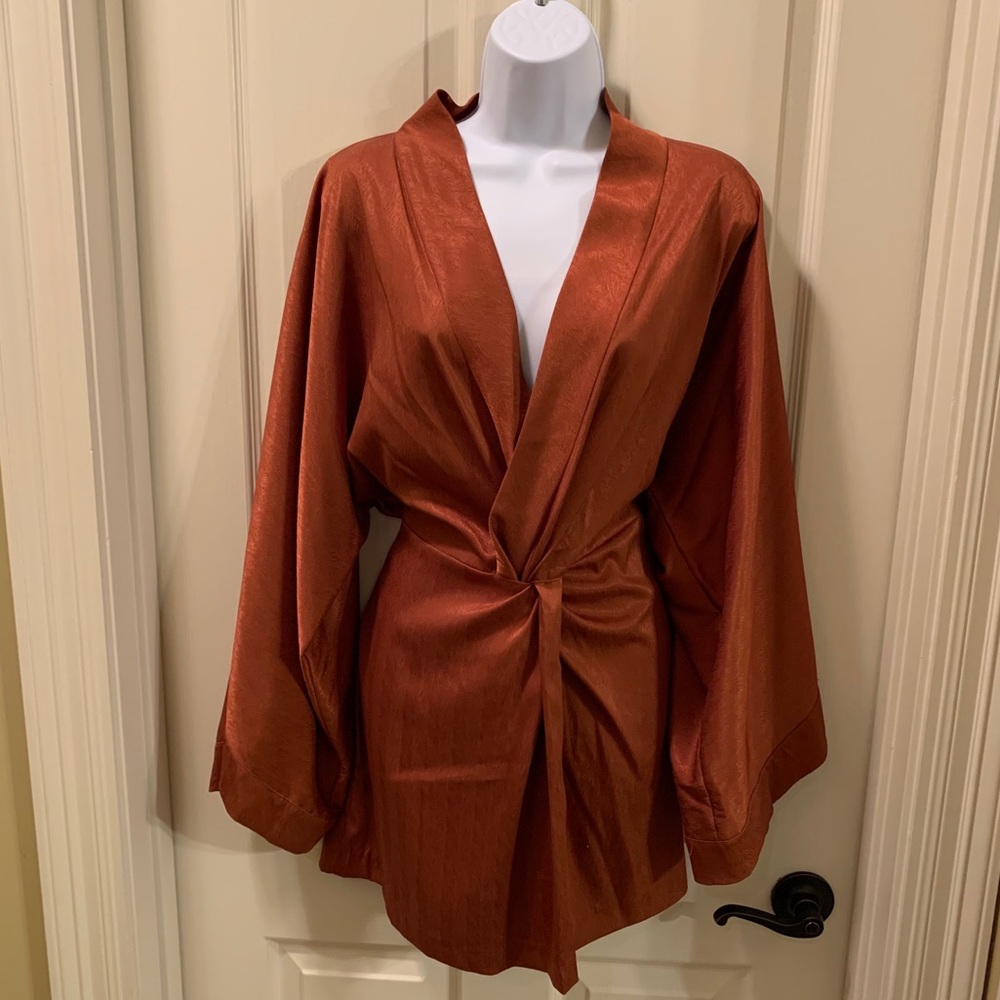 Kimono-like top with open back